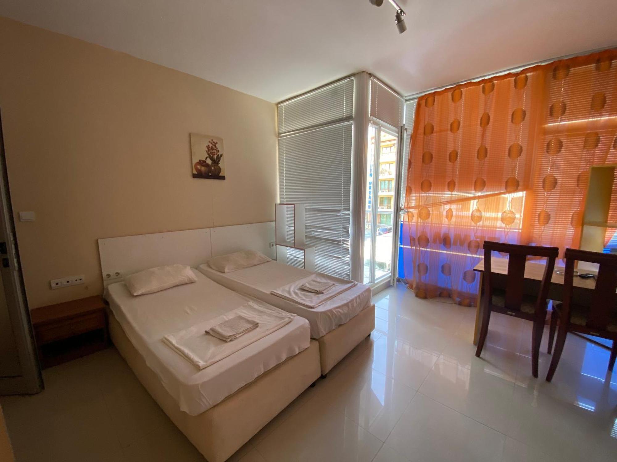 Studios & Apartments Perla ساني بيتش المظهر الخارجي الصورة