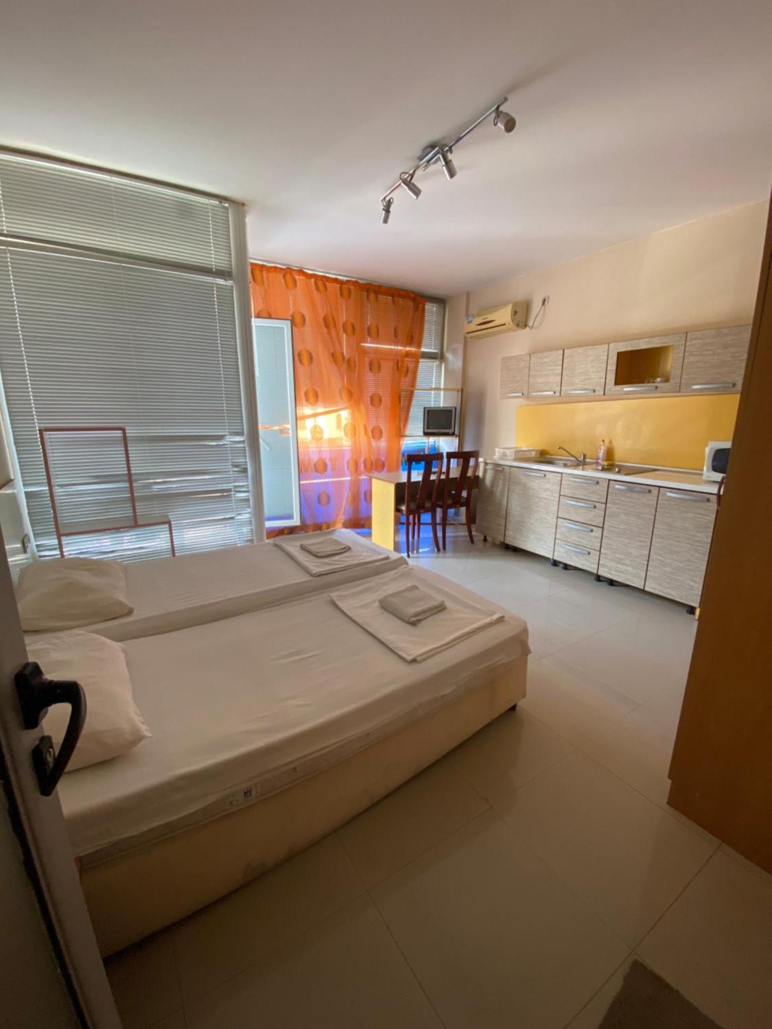 Studios & Apartments Perla ساني بيتش المظهر الخارجي الصورة